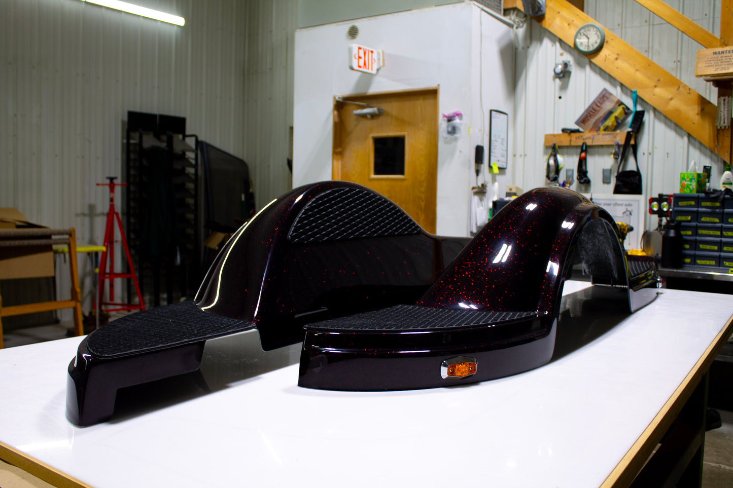 
                  
                    Custom Color Fiberglass Trailer Fenders for Ranger VS / R (Single Axle)
                  
                