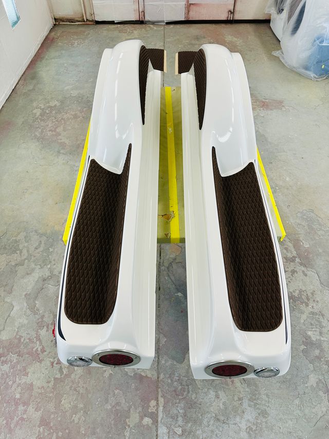 
                  
                    Performance White Fiberglass Trailer Fenders for Ranger Reata (Single Axle)
                  
                